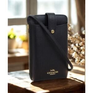 Coach C6884 Black Crossgrain Leather Phone Crossbody Wallet Bag NWOT